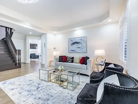 16 Cloncurry Street Brampton ON L6P 4G3