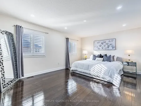 16 Cloncurry Street Brampton ON L6P 4G3