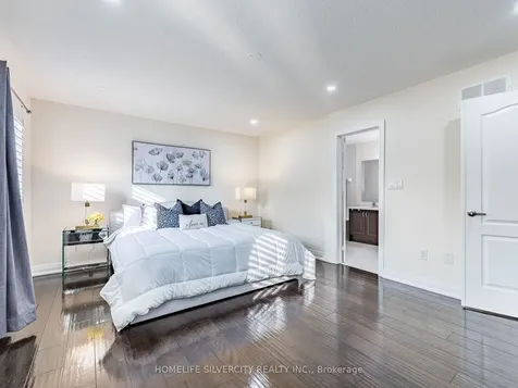 16 Cloncurry Street Brampton ON L6P 4G3