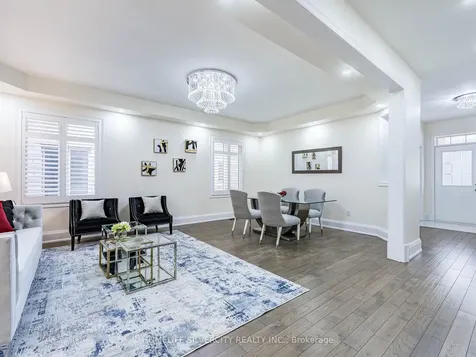 16 Cloncurry Street Brampton ON L6P 4G3