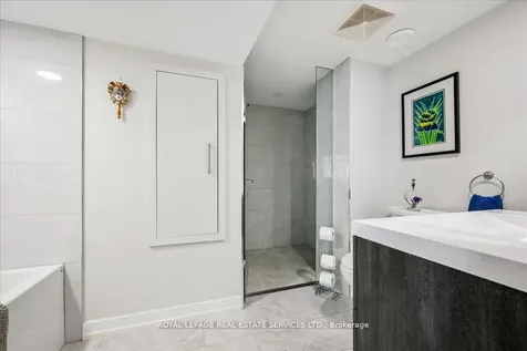 1466 Flaminia Court Mississauga ON L5J 3Z6