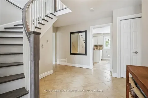 1466 Flaminia Court Mississauga ON L5J 3Z6
