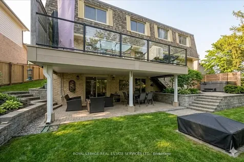 1466 Flaminia Court Mississauga ON L5J 3Z6