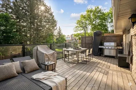 1466 Flaminia Court Mississauga ON L5J 3Z6