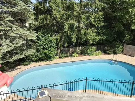 1466 Flaminia Court Mississauga ON L5J 3Z6