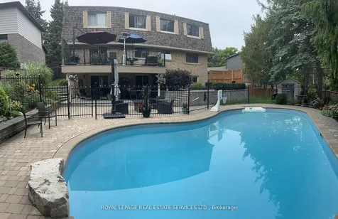 1466 Flaminia Court Mississauga ON L5J 3Z6