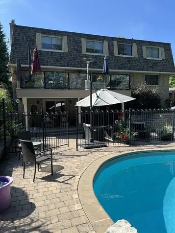 1466 Flaminia Court Mississauga ON L5J 3Z6