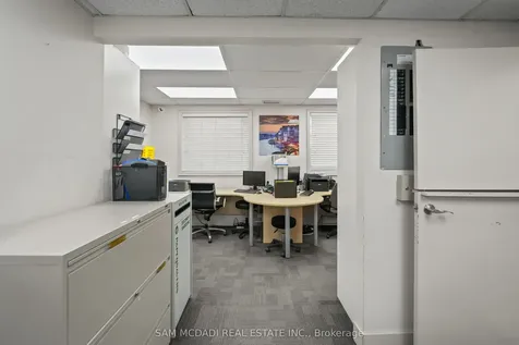 1645 Dundas Street W Mississauga ON L5C 1E3