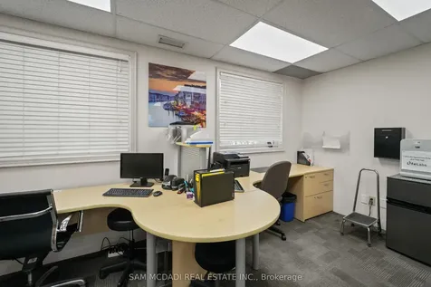 1645 Dundas Street W Mississauga ON L5C 1E3