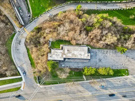 1645 Dundas Street W Mississauga ON L5C 1E3