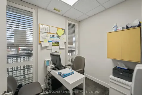 1645 Dundas Street W Mississauga ON L5C 1E3