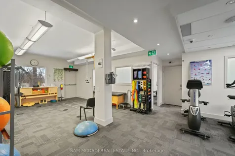 1645 Dundas Street W Mississauga ON L5C 1E3