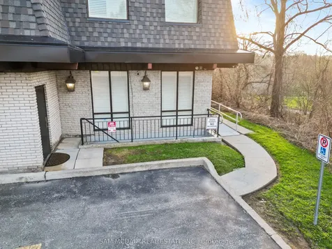 1645 Dundas Street W Mississauga ON L5C 1E3