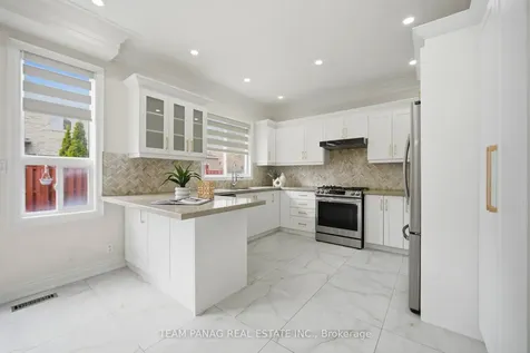 55 Lyndbrook Crescent Brampton ON L6P 2N9