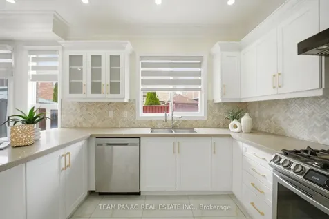 55 Lyndbrook Crescent Brampton ON L6P 2N9