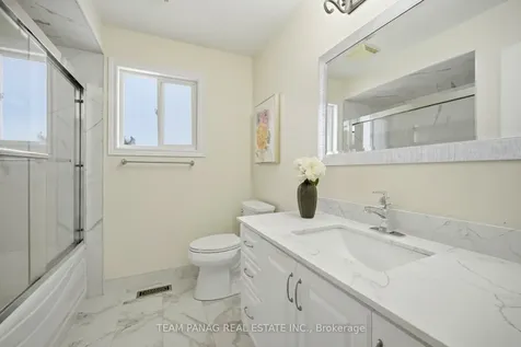 55 Lyndbrook Crescent Brampton ON L6P 2N9
