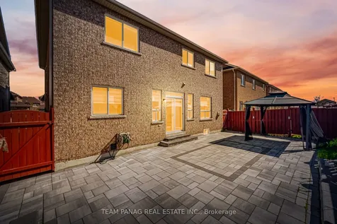 55 Lyndbrook Crescent Brampton ON L6P 2N9