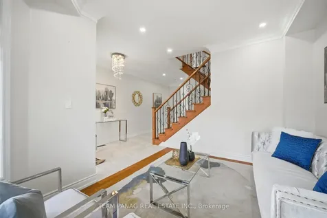 55 Lyndbrook Crescent Brampton ON L6P 2N9