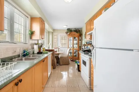 5260 Mcfarren Boulevard Mississauga ON L5M 7J5