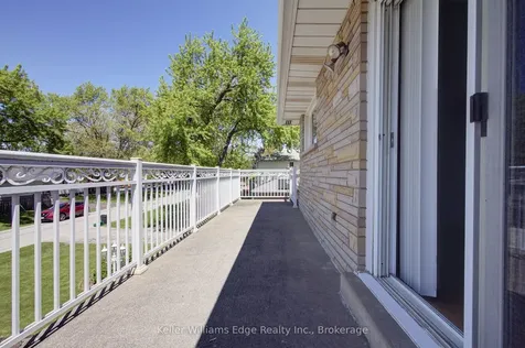2344 Brinell Avenue Burlington ON L7R 3P5
