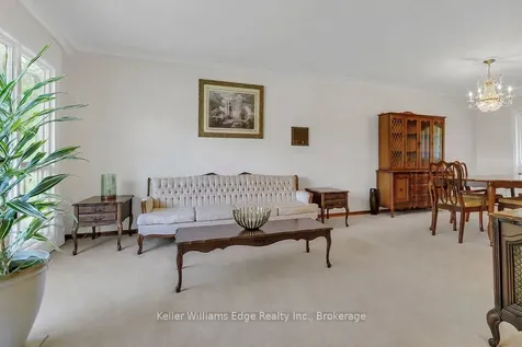 2344 Brinell Avenue Burlington ON L7R 3P5