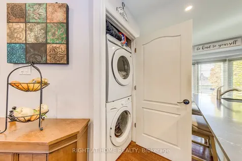 1558 Litchfield Road Oakville ON L6H 5P3
