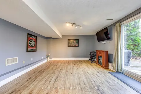 1558 Litchfield Road Oakville ON L6H 5P3
