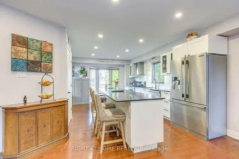 1558 Litchfield Road Oakville ON L6H 5P3
