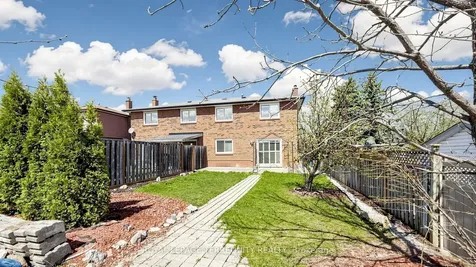 2526 Kingsberry Crescent Mississauga ON L5B 2K5