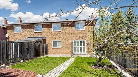 2526 Kingsberry Crescent Mississauga ON L5B 2K5