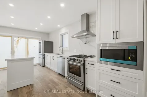 120 Northland Avenue Toronto ON M6N 2E2