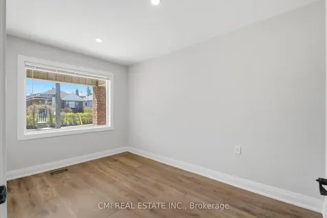 120 Northland Avenue Toronto ON M6N 2E2