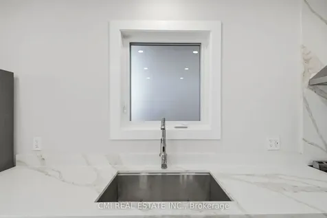 120 Northland Avenue Toronto ON M6N 2E2