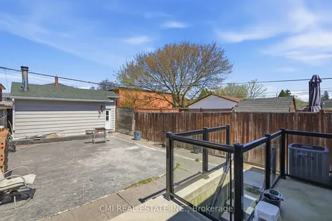 120 Northland Avenue Toronto ON M6N 2E2