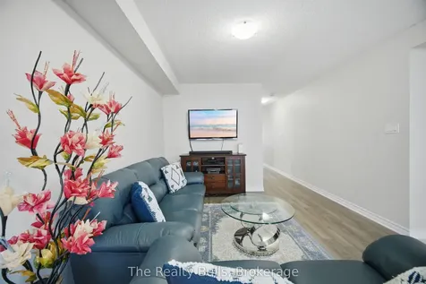 37 Lothbury Drive NW Brampton ON L7A 4G6