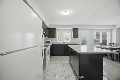 37 Lothbury Drive NW Brampton ON L7A 4G6