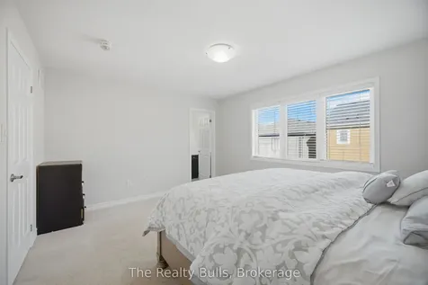 37 Lothbury Drive NW Brampton ON L7A 4G6