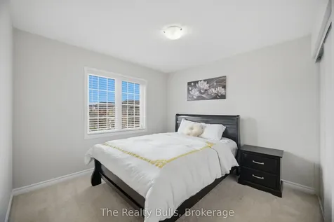 37 Lothbury Drive NW Brampton ON L7A 4G6