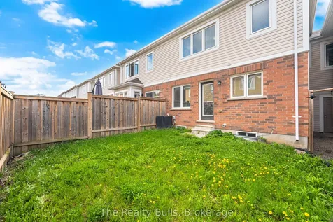 37 Lothbury Drive NW Brampton ON L7A 4G6