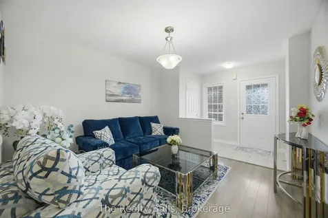 37 Lothbury Drive NW Brampton ON L7A 4G6