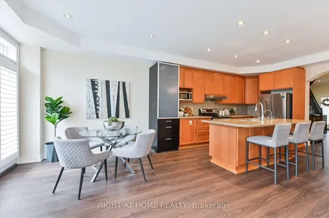 1182 Woodington Lane Oakville ON L6H 7V1