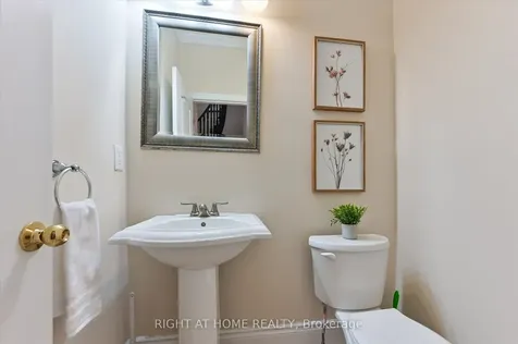 1182 Woodington Lane Oakville ON L6H 7V1