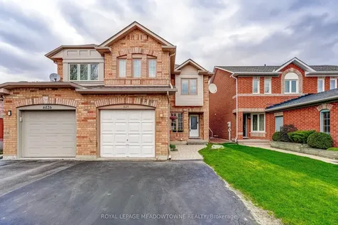6124 Clover Ridge Crescent Mississauga ON L5N 7B2
