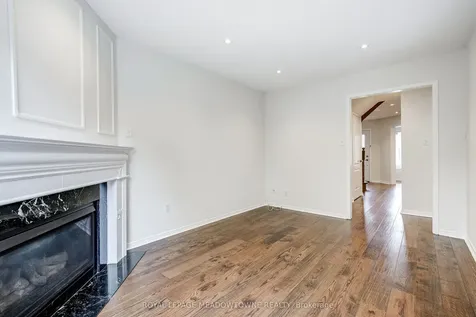 6124 Clover Ridge Crescent Mississauga ON L5N 7B2