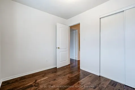 6124 Clover Ridge Crescent Mississauga ON L5N 7B2