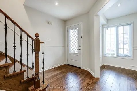 6124 Clover Ridge Crescent Mississauga ON L5N 7B2