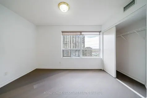 25 Kingsbridge Garden Circle Mississauga ON L5R 4B1