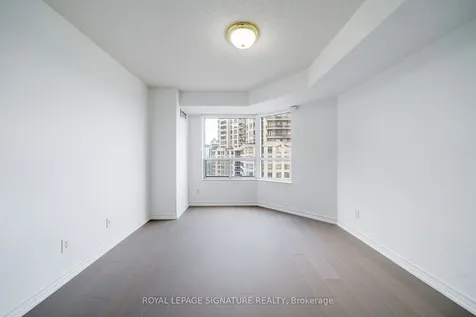25 Kingsbridge Garden Circle Mississauga ON L5R 4B1