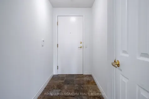 25 Kingsbridge Garden Circle Mississauga ON L5R 4B1