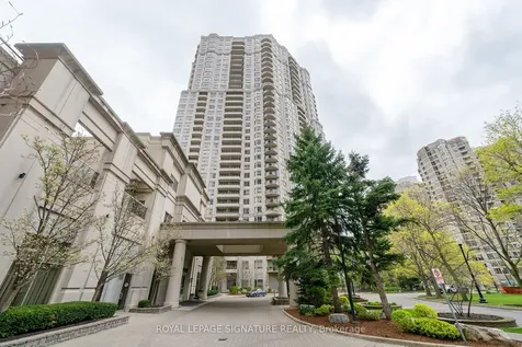 25 Kingsbridge Garden Circle Mississauga ON L5R 4B1